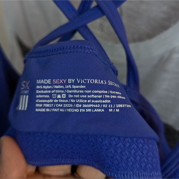Victoria’s Secret Sport Blue Strappy Stretch Active Tank Top - Picture 7 of 7